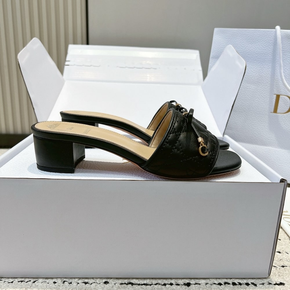 D10r Cannage Heeled Slide (EU SIZE 35-42)