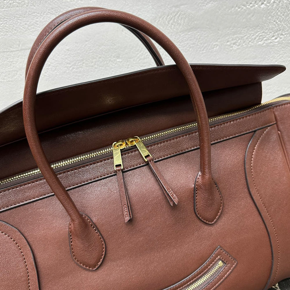 Ce1i*e MEDIUM SMILING NEW LUGGAGE IN S*pPLE SHINY LAMBSKIN(HIGH-END GRADE)