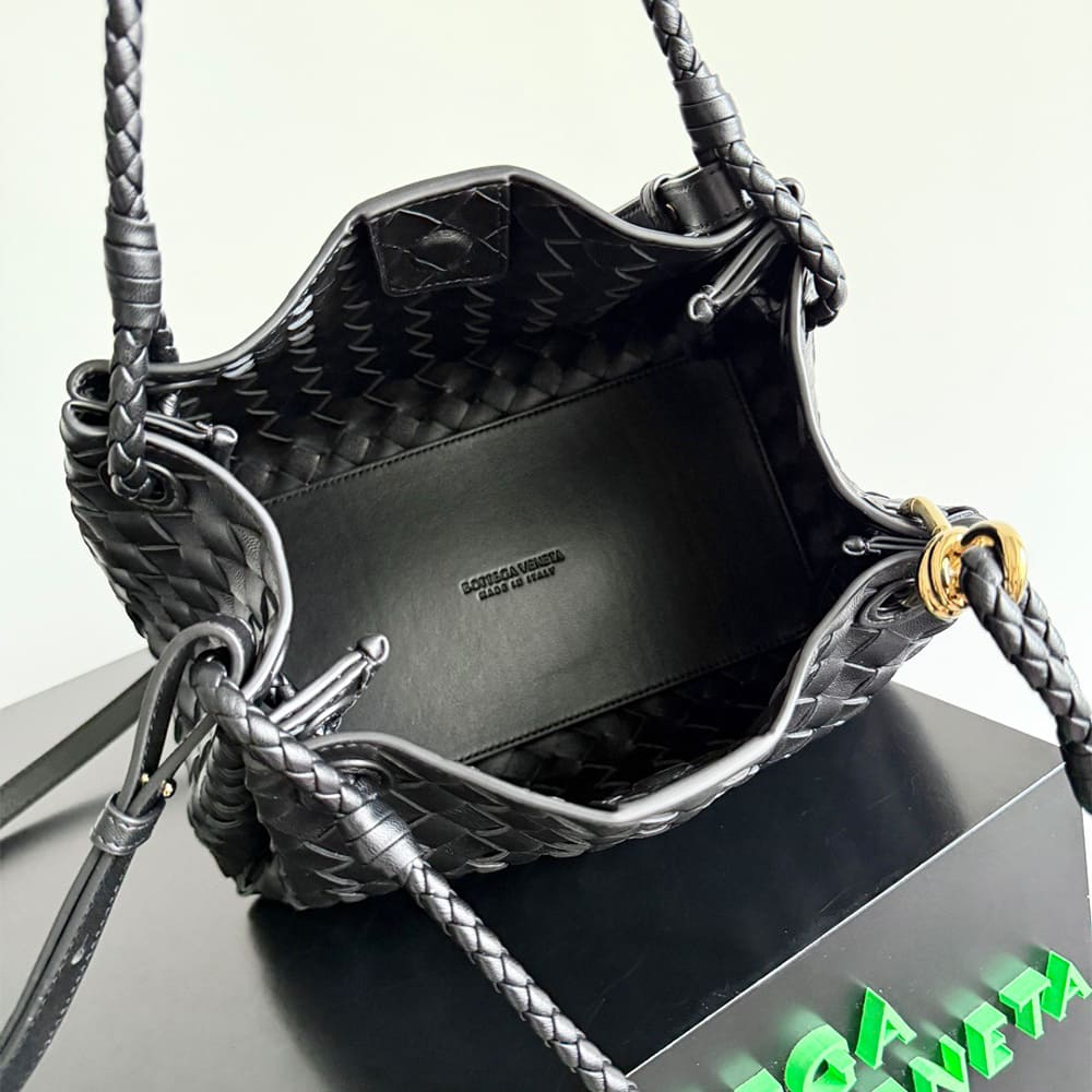 B0tt*ga Ven*ta Medium Parachute(HIGH-END GRADE)